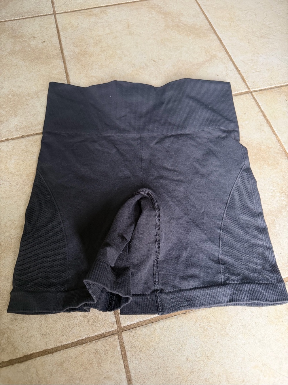 lululemon athletica Black High-Waist Seamless Women's Shorts
